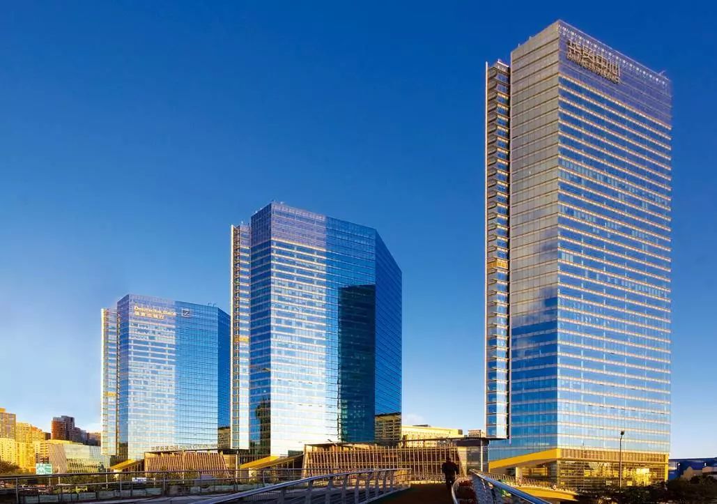 百年石路冷不热闹,百年中山路重塑光辉