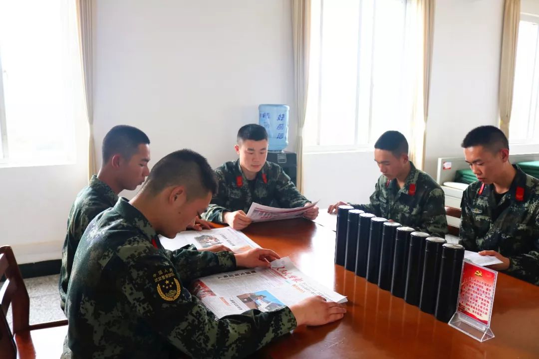 在部队当班长该怎么做,在部队当班长会很累嘛