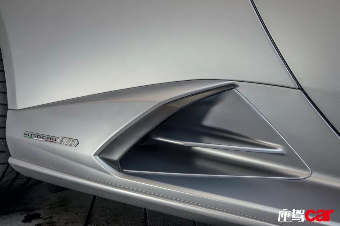 2020车展兰博基尼huracan小牛,兰博基尼小牛huracanevo过减速带