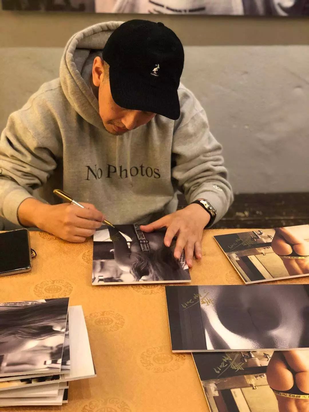 nikexfearofgod燕麦黄,nikexfearofgod卫衣刚出价格