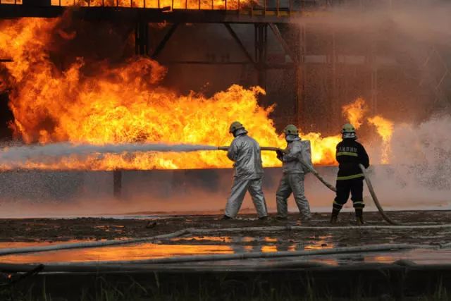 建筑防水施工安全关注事项,防水保温施工关注哪些