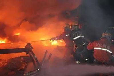 建筑防水施工安全关注事项,防水保温施工关注哪些