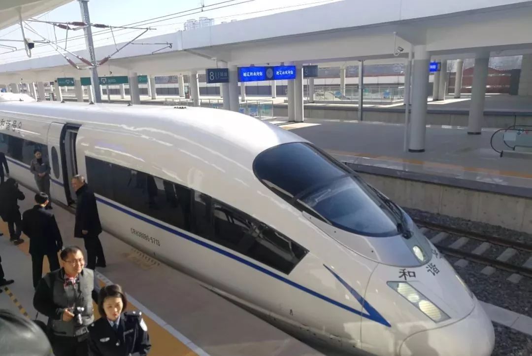 抢五一的火车票,小长假火车票今起开抢