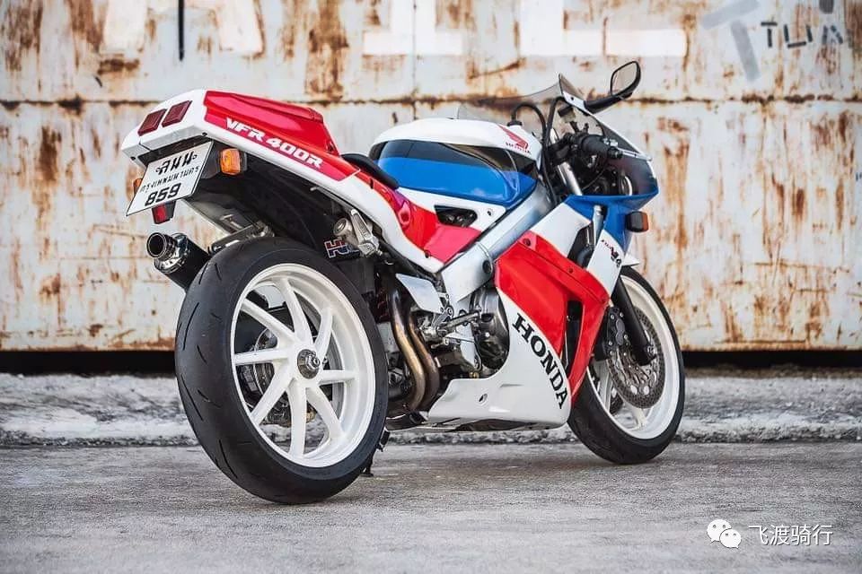 鏈敯vfr400璧涢亾涔嬬帇,鐑堢伀鎴樿溅鏈敯vfr400