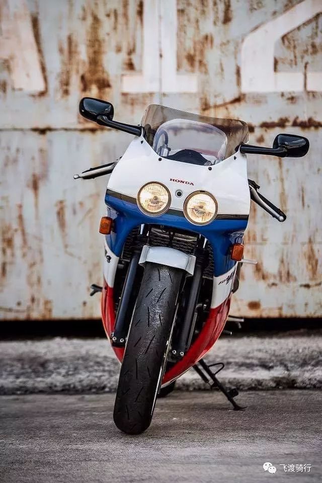 鏈敯vfr400璧涢亾涔嬬帇,鐑堢伀鎴樿溅鏈敯vfr400