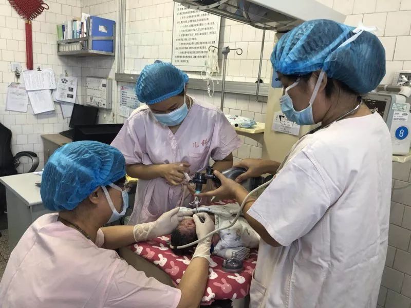 肺出血新生儿怎么样啦,新生儿肺出血治疗费用