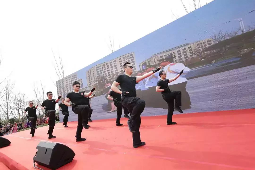 水木年华唱起《一生有你》,水木年华献唱一生有你片尾曲mv