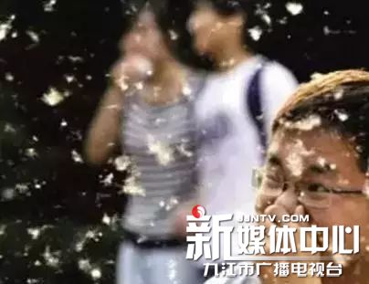 梧桐飞絮易引发皮肤过敏发红,梧桐树飘絮过敏症状