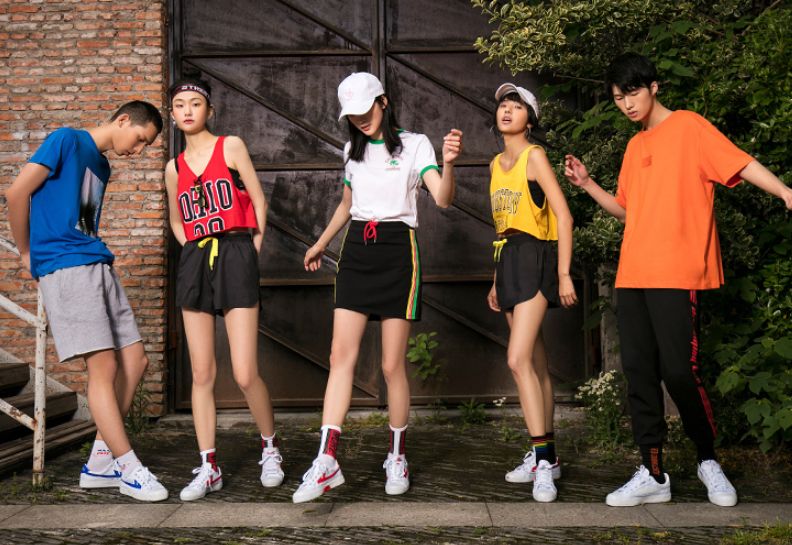 买鞋还得买耐克配音,买鞋还得买啥