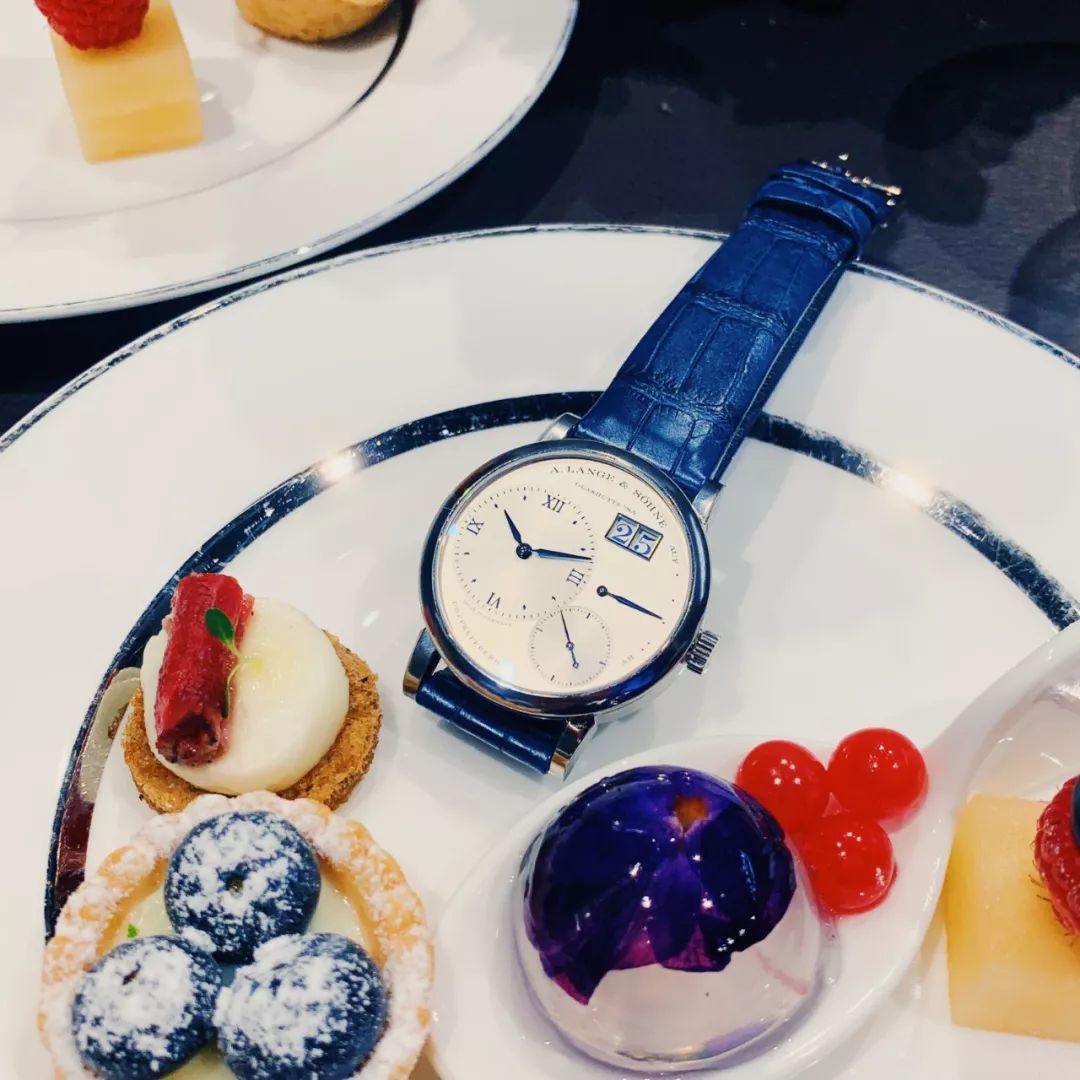 天梭泰格豪雅多少钱,天梭和豪雅