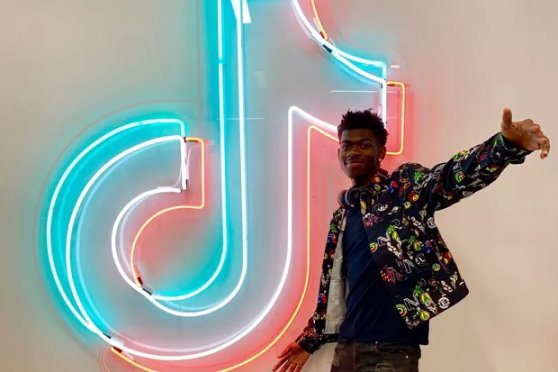 LilNasX——《OldTownRoad》在美国，抖音神曲又一次改变了游戏规则