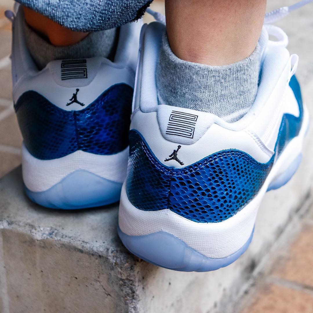 aj11蓝蛇2001,aj11蓝蛇和af1ambush