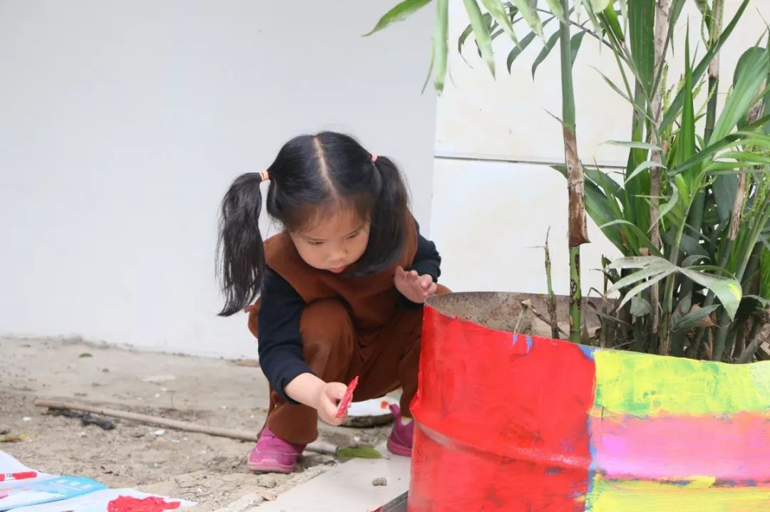 青·志愿|“拾彩添景·聚爱小巷”活动走进羊安镇，你我协作美化生活