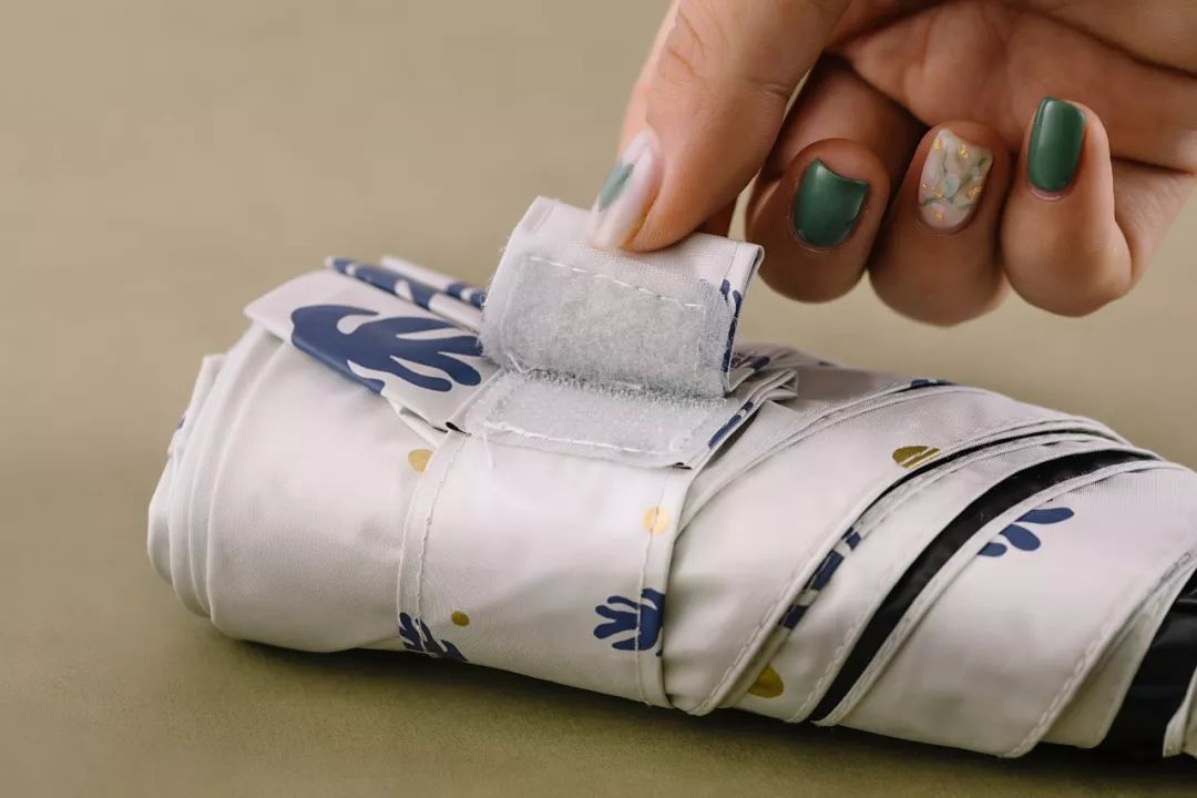 日本变态雨伞图案,防紫外线太阳伞小巧便携颜值