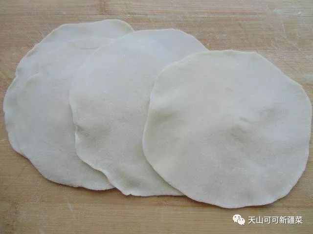 剩饺子怎么做和新包的一样,剩馅除了馅饼饺子包子还能做什么