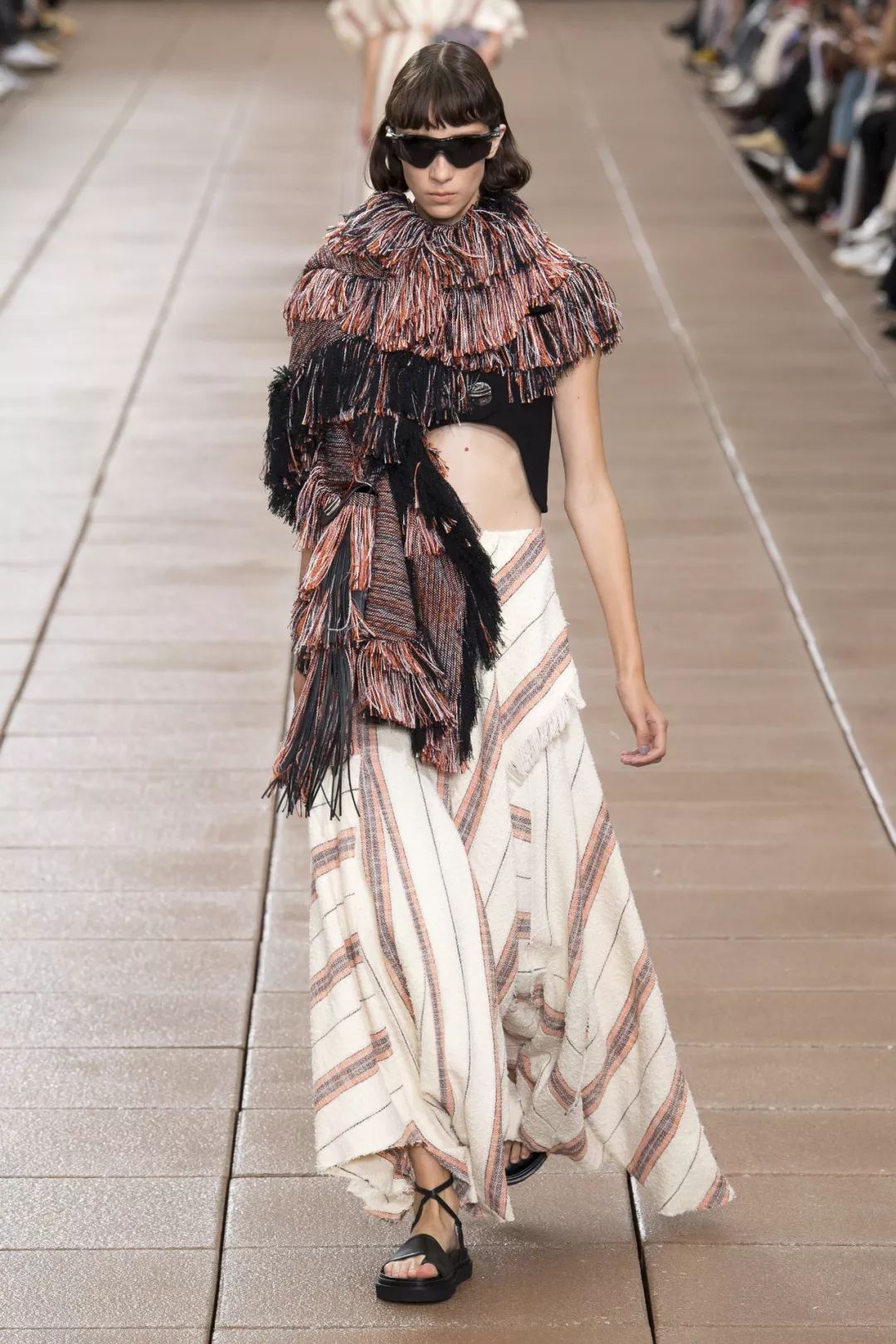 厚厚厚！吼吼吼！