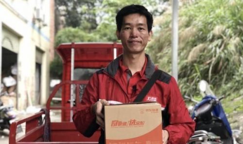 京东一月挣了20多万的快递员是谁,京东快递员黄少波