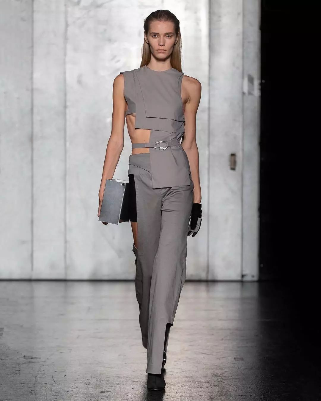 YG要凉BP都开始非主流了？新专居然叫葬爱?