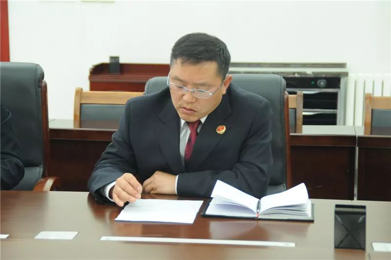 新密：＂服务大局我们干什么、怎么干＂大讨论活动