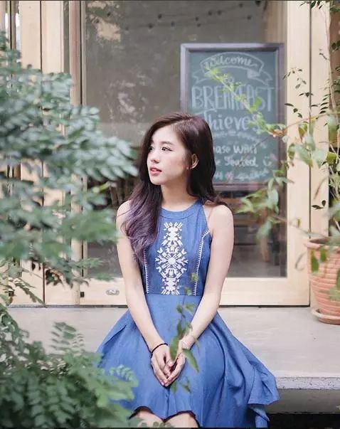 拍出大长腿怎么操作,拍出逆天长腿照只需一点点小技巧