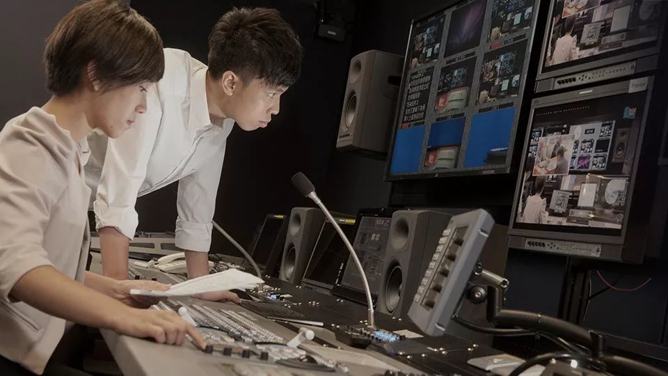 香港浸会大学传理学院就业,香港浸会大学传理学院校友