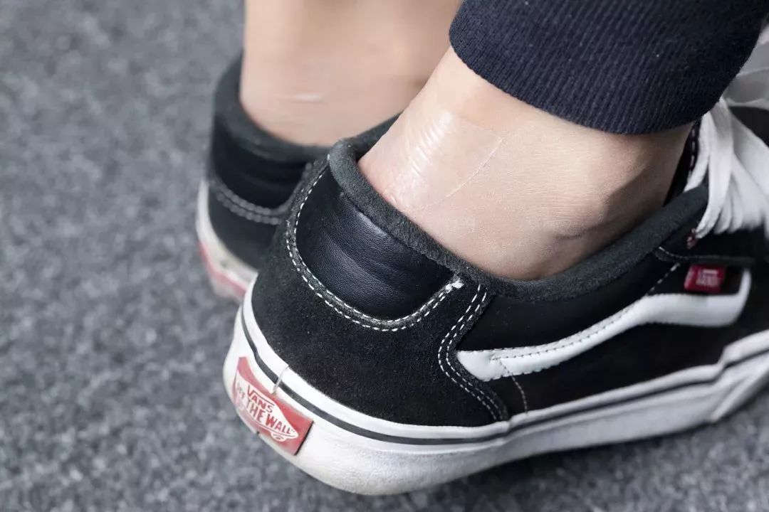 告别过去鞋子怎么搭配,告别穿皮鞋