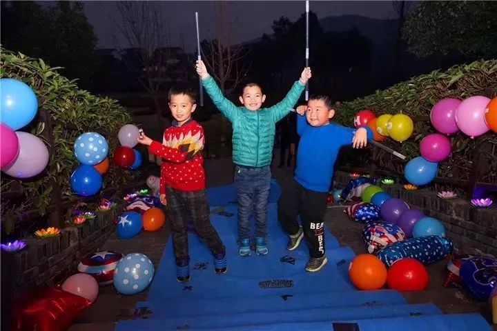 姹傚鐢熸棩娲惧甯冪疆,姹傚鍛婄櫧鐢熸棩娲惧甯冪疆