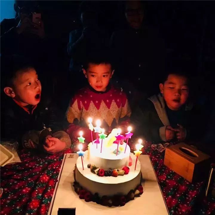 姹傚鐢熸棩娲惧甯冪疆,姹傚鍛婄櫧鐢熸棩娲惧甯冪疆