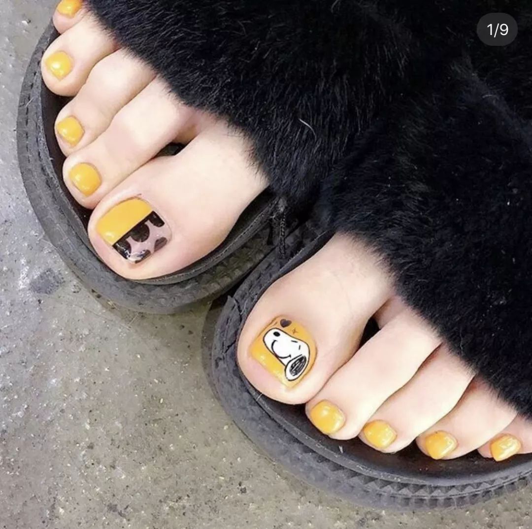 一款又甜又酷的美甲推荐给你们,夏日必备美甲ins风童趣