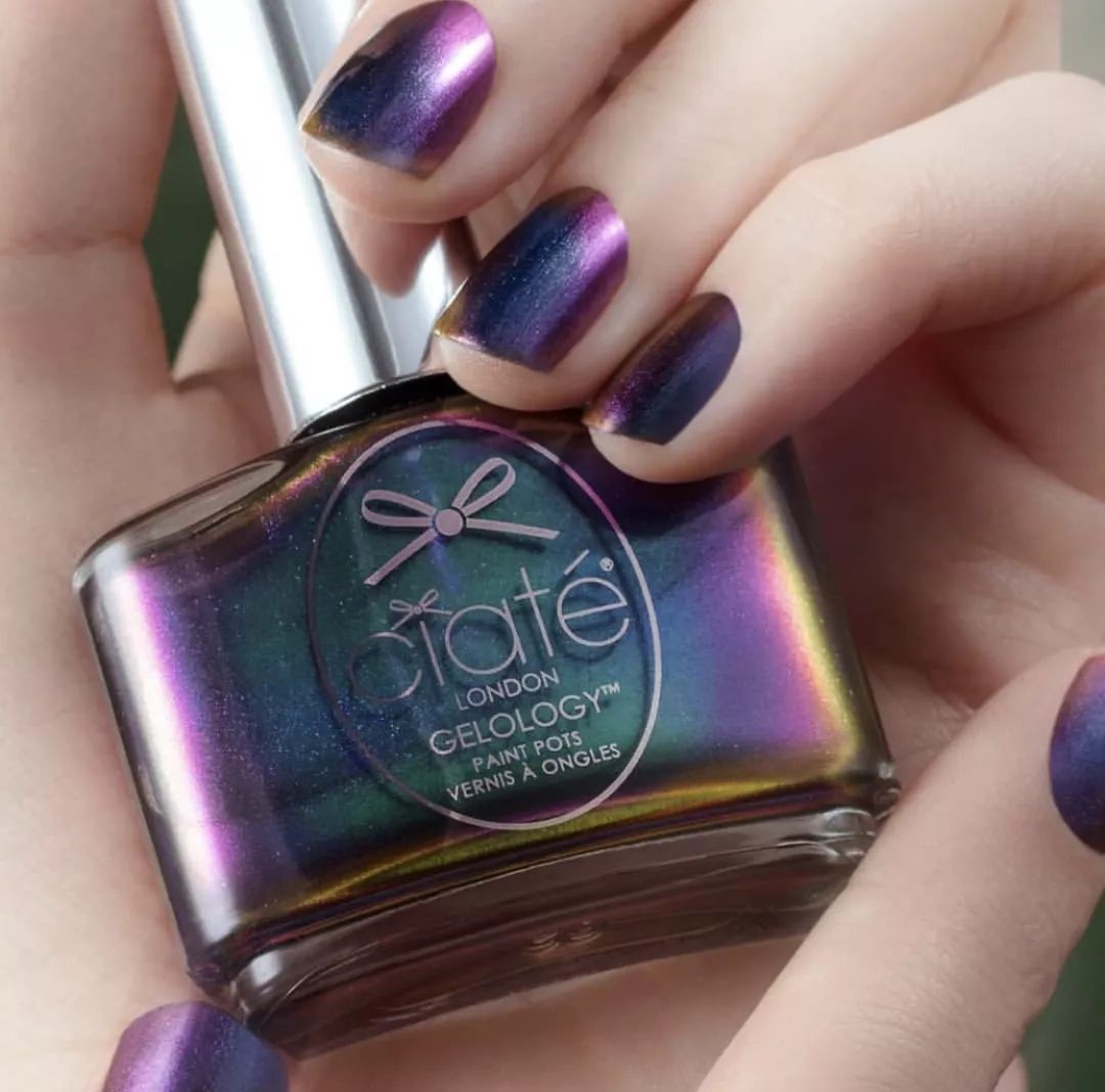 一款又甜又酷的美甲推荐给你们,夏日必备美甲ins风童趣