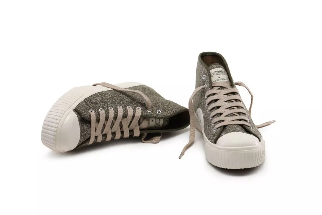 让全球复古迷都疯狂的“胡椒盐”，被我们做成了帆布鞋！