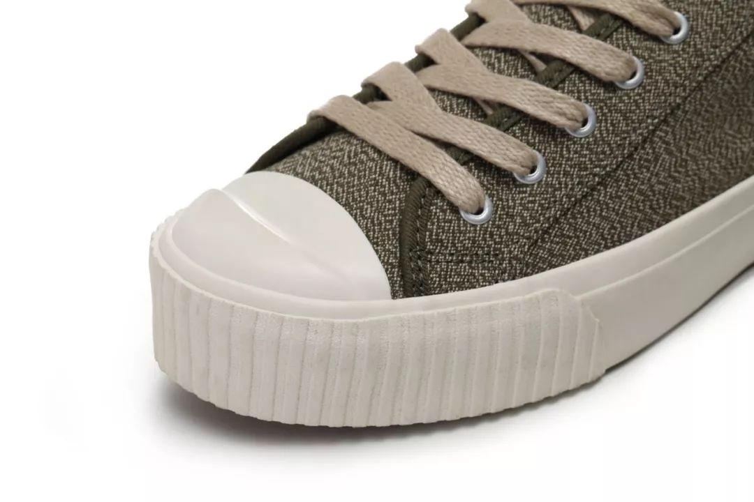 让全球复古迷都疯狂的“胡椒盐”，被我们做成了帆布鞋！