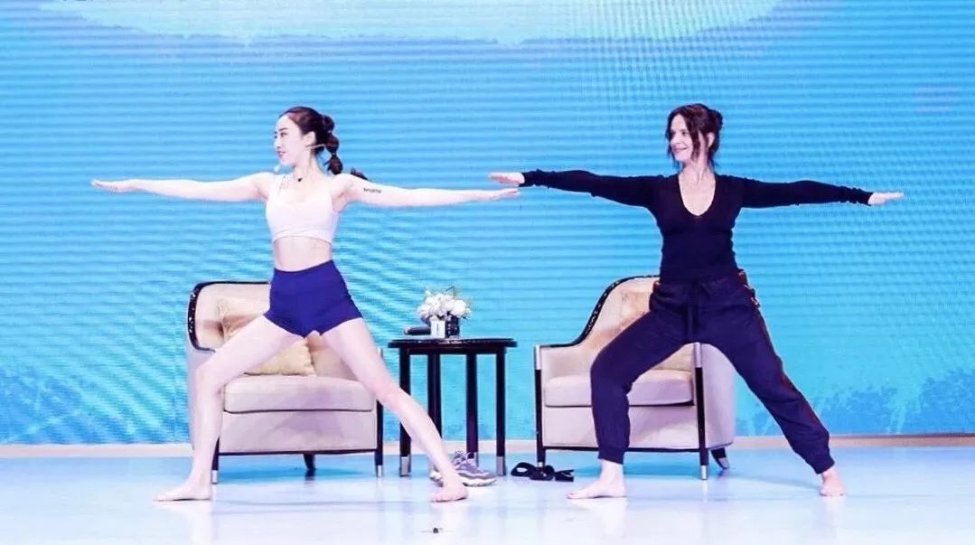 刘涛、沈月塑形私教：每天15分钟，教你轻松打造一双长白细直性感美腿