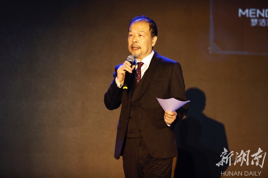 梦洁家纺的门店迎客语 (梦洁家纺全屋焕新)