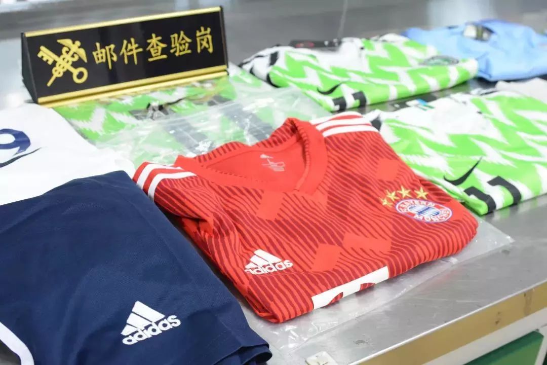 鐭ヨ瘑浜ф潈灏辨槸鍔涢噺,鑱氱劍鐭ヨ瘑浜ф潈