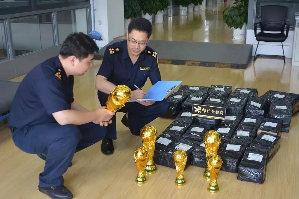 鐭ヨ瘑浜ф潈灏辨槸鍔涢噺,鑱氱劍鐭ヨ瘑浜ф潈