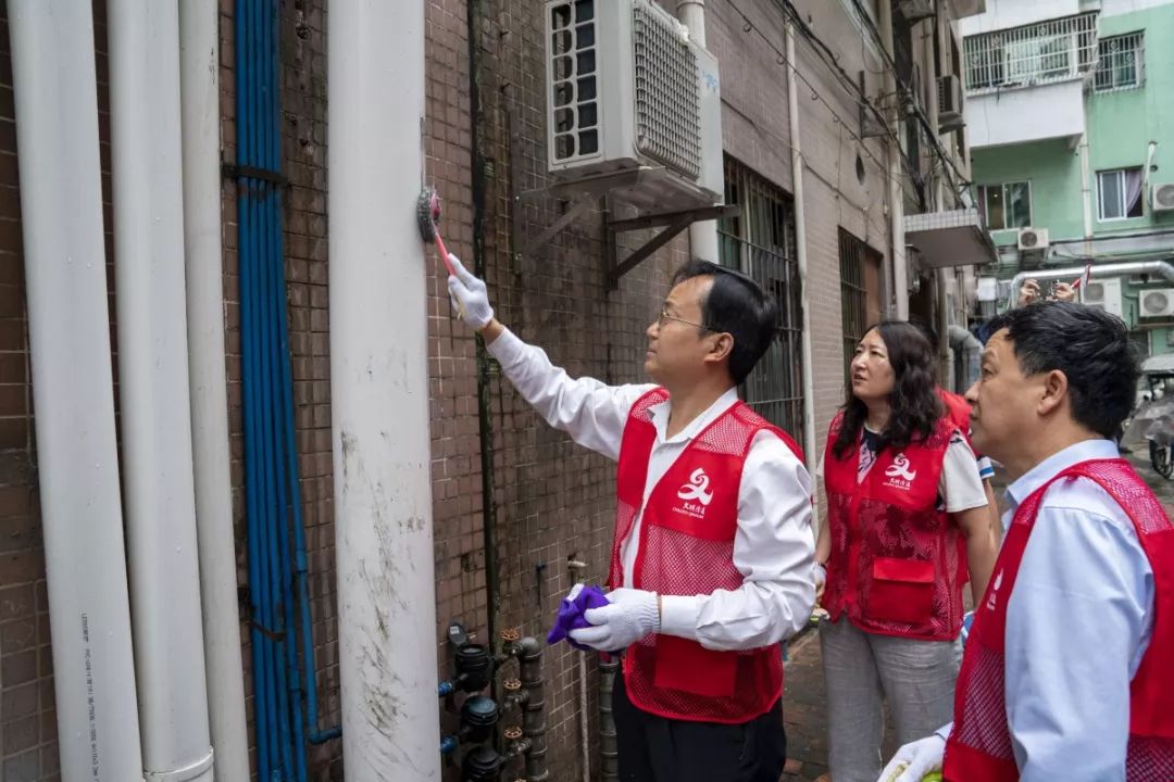 清理市容市貌小广告,整治小广告乱张贴提升市容环境