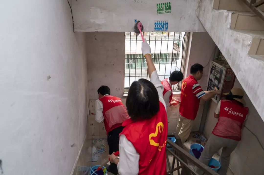 清理市容市貌小广告,整治小广告乱张贴提升市容环境