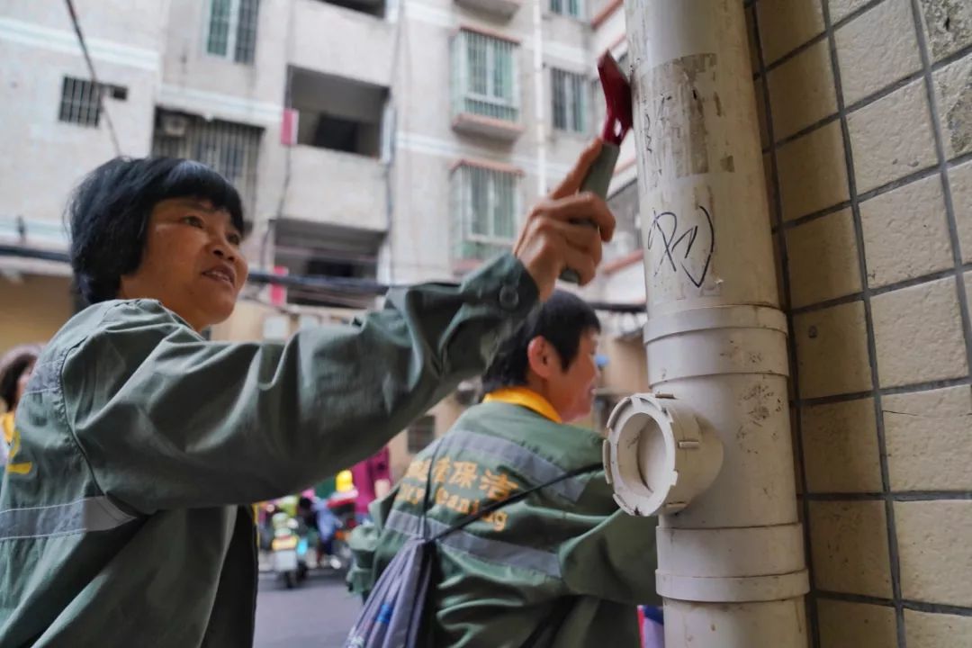 清理市容市貌小广告,整治小广告乱张贴提升市容环境