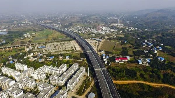 五一期间高速公路关注事项,五一小长假期间高速出行提醒