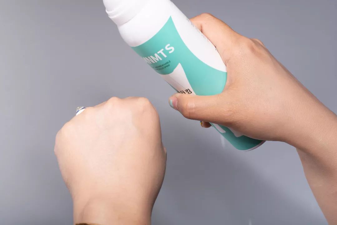 裸感美腿|1瓶=20双*袜丝**！3秒喷出“裸感”大美腿！隐形毛孔、鸡皮肤！短裙绝配