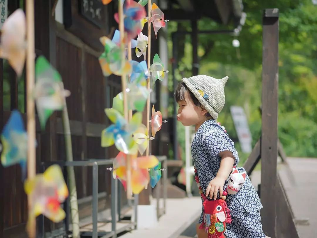 日本爸爸把男孩子拍出宫崎骏 (日本老爸把女儿拍到宫崎骏)