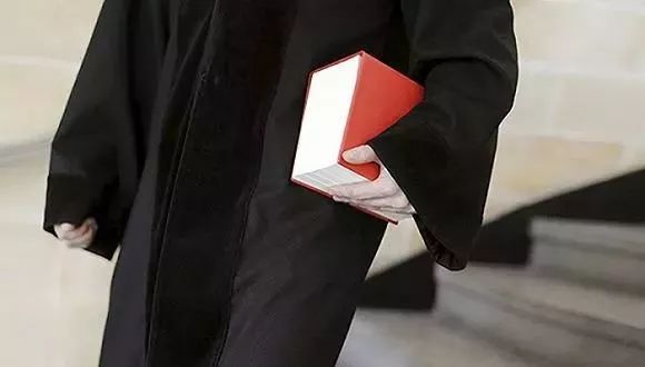 欠条和借条的区别正规写法,借条与欠条在法律上有什么区别