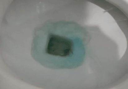 马桶下水管道一直有异味怎么解决,马桶里的脏东西洗不下来怎么办