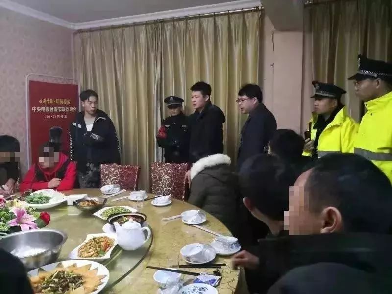 微信群主容易封号吗,微信群里有违法行为群主有责任吗