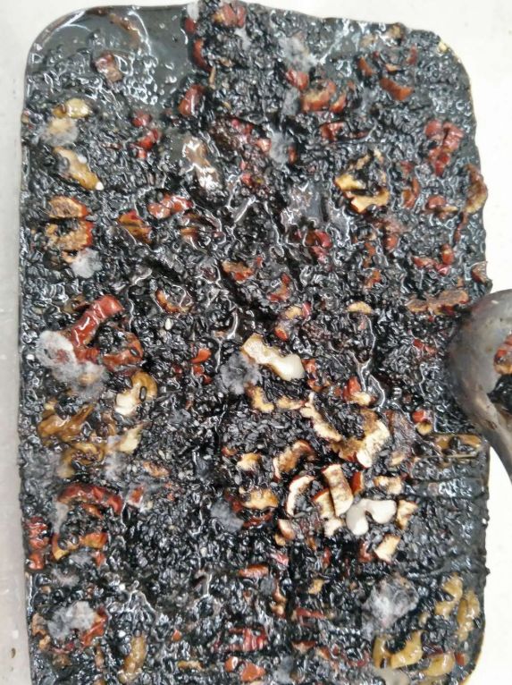 恶心！阿胶买来一个月就变成这样！南昌益丰大药房说……