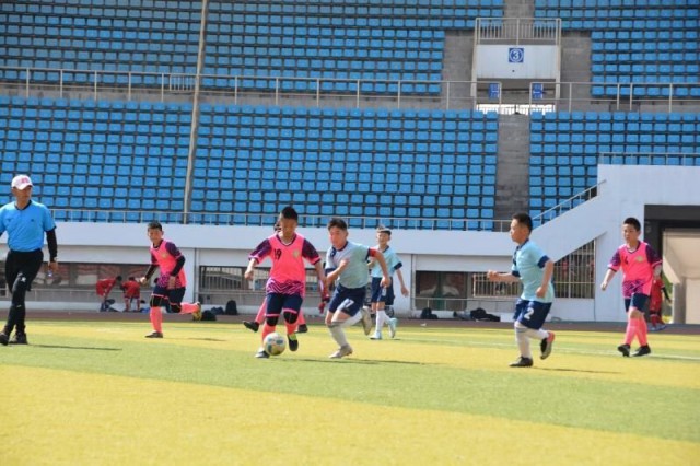 足球比赛15支队伍分组,足球比赛15支队伍分四组