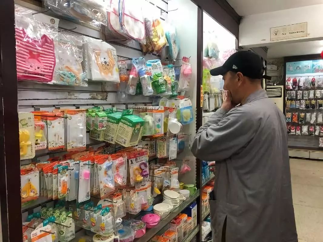 一个和尚救助了200多个孩子,一个和尚拯救寺庙