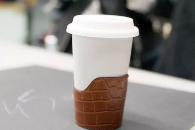 大家都开始做联名了，爱马仕和成都的“联名款”是怎样的？