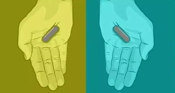 关于灰绿跟粉白的鞋子,颜色有争议的鞋子是灰绿还是粉白